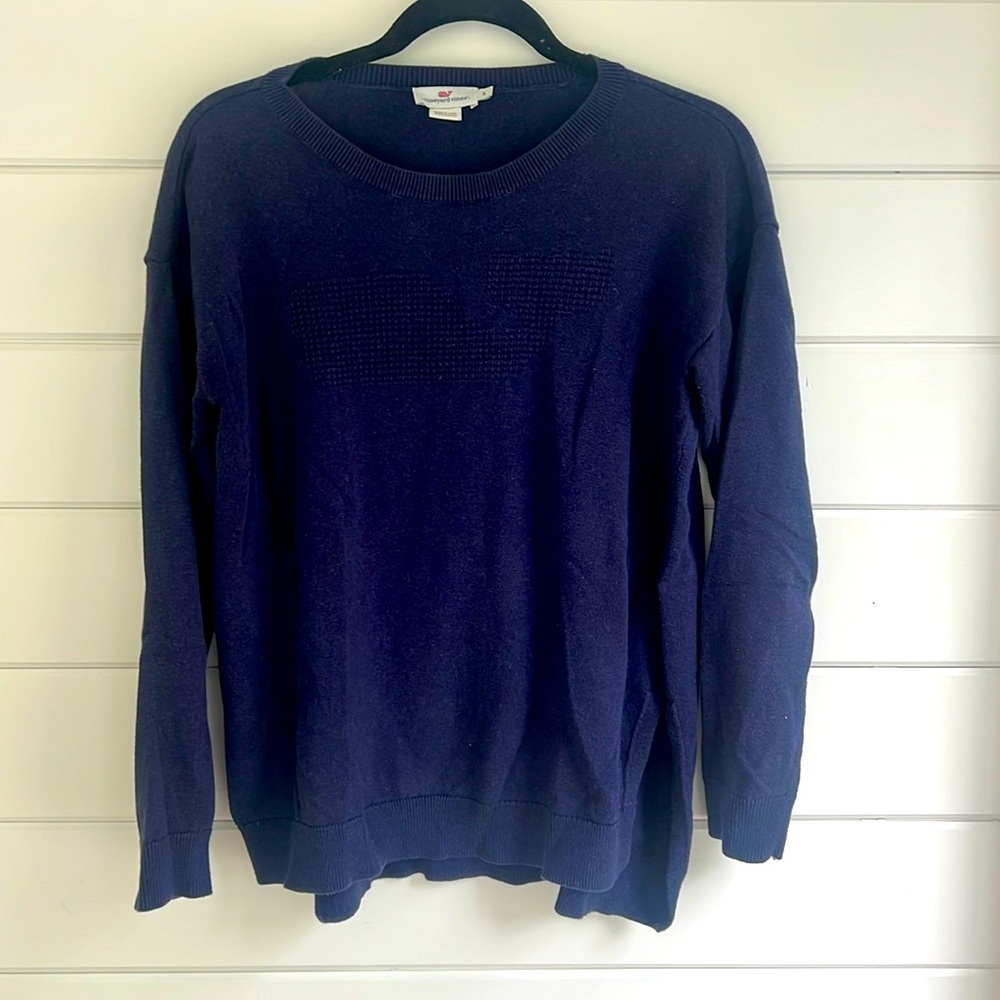 VINEYARD VINES navy blue whale sweater size small